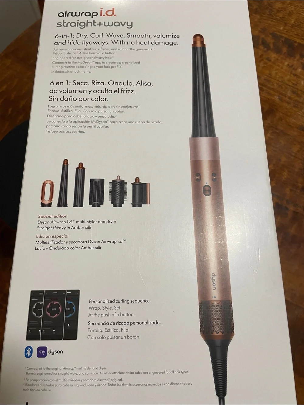 Dyson Airwrap i.d. Straight+wavy. Color copper and black.